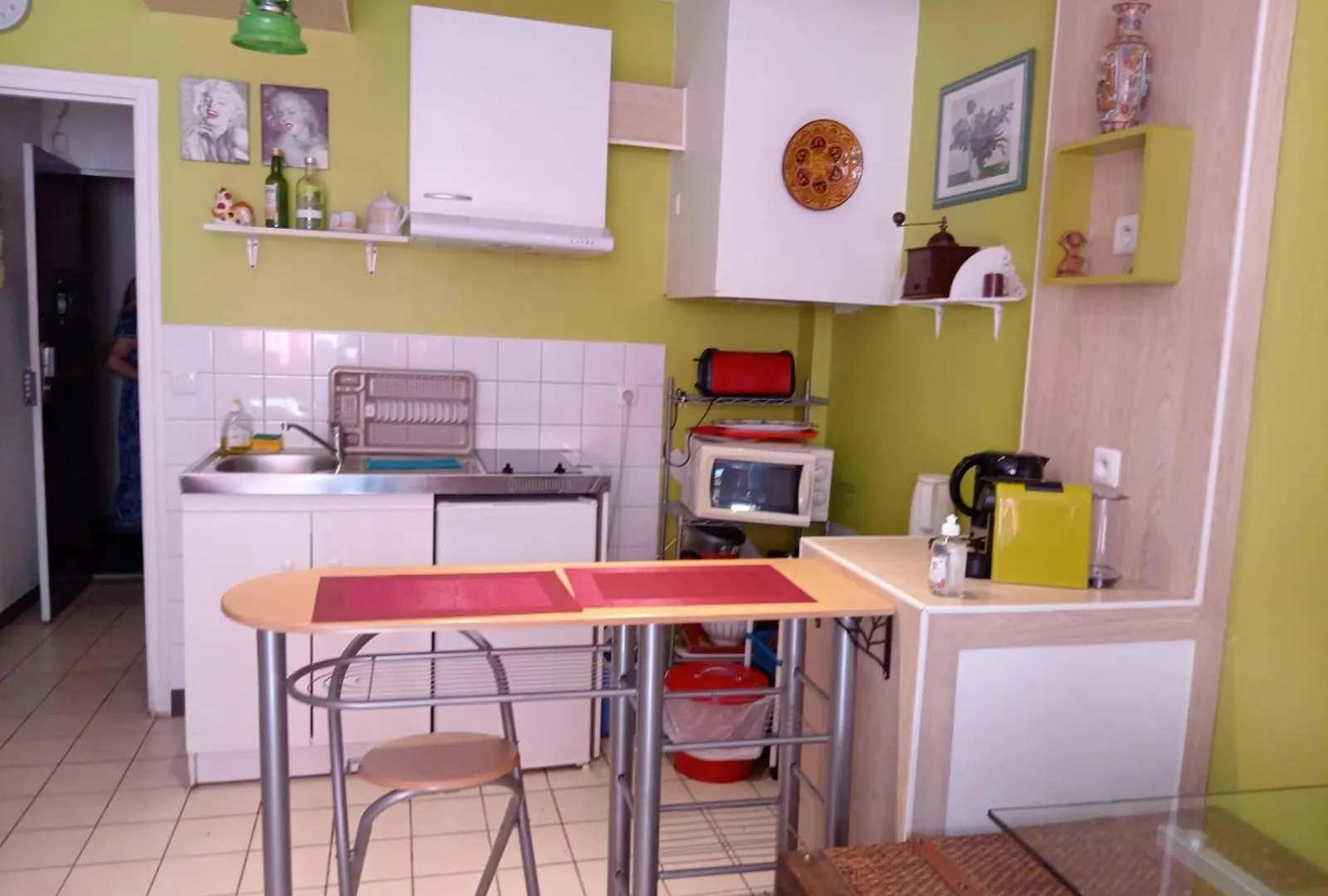 Studio Pigalle: Cozy Parisian Retreat in Montmartre Paris